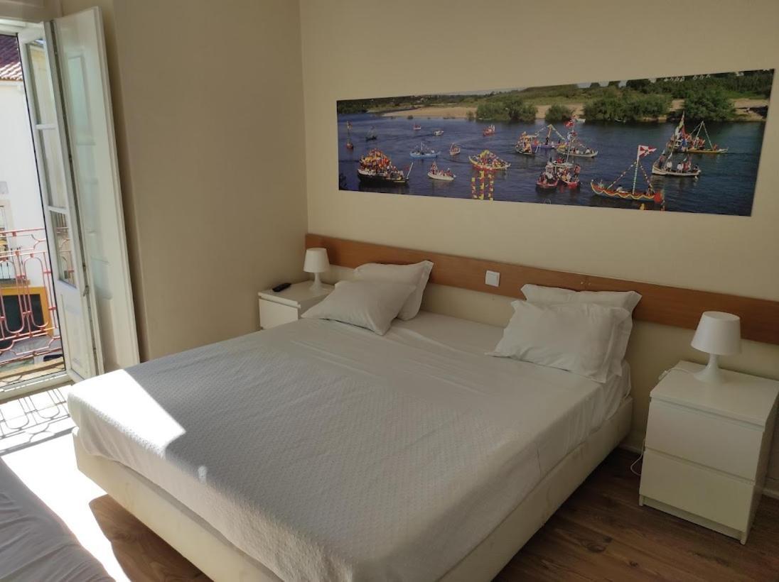 Casa Joao Chagas Guesthouse, Constancia, By Viva A Vida - Alojamentos E Hotels מראה חיצוני תמונה